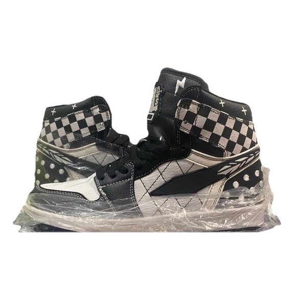 3 Feathers Bull Airs Custom Black & White High Tops Size 8 Exclusive Air Moccs main image 5